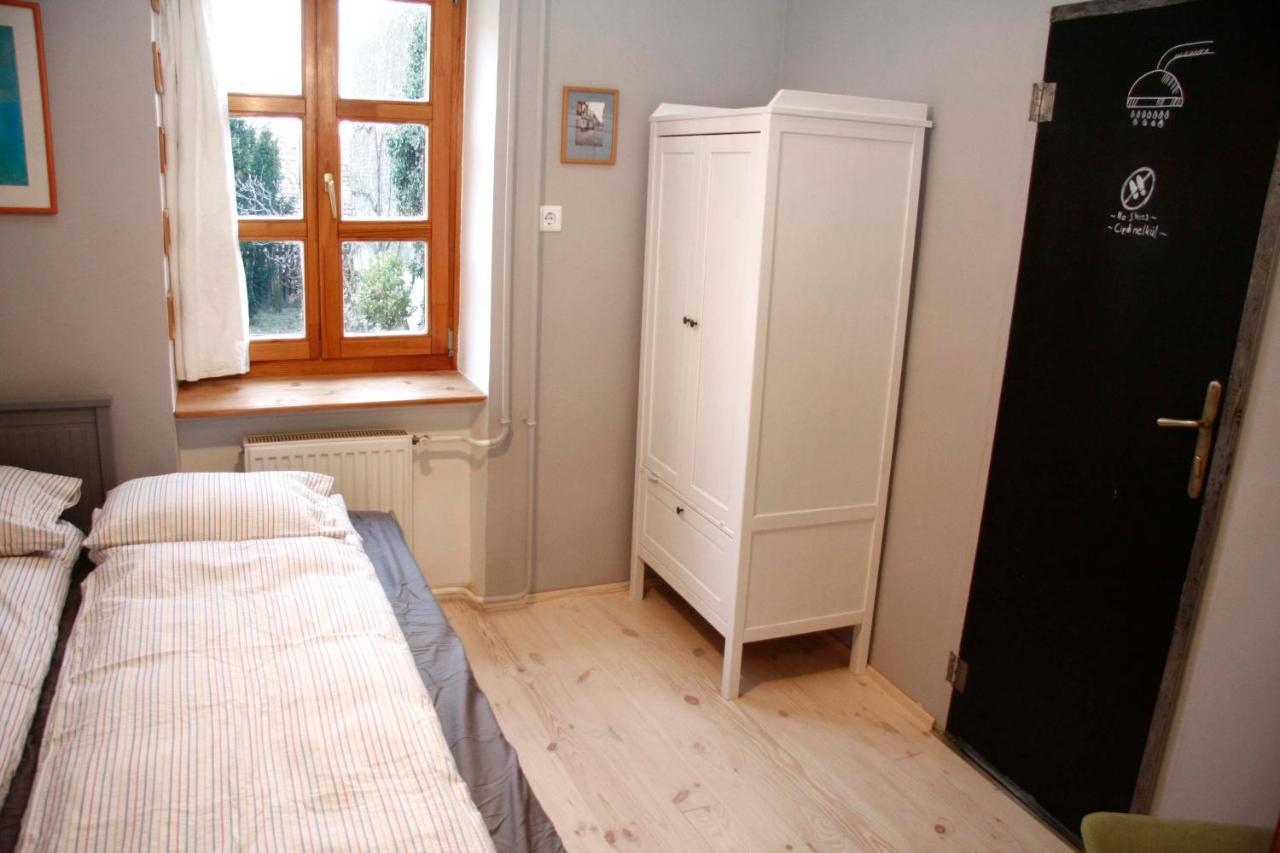 Green Tree Apartment Печ Екстер'єр фото