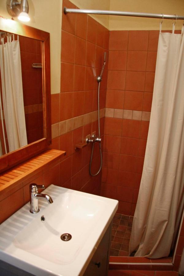 Green Tree Apartment Печ Екстер'єр фото