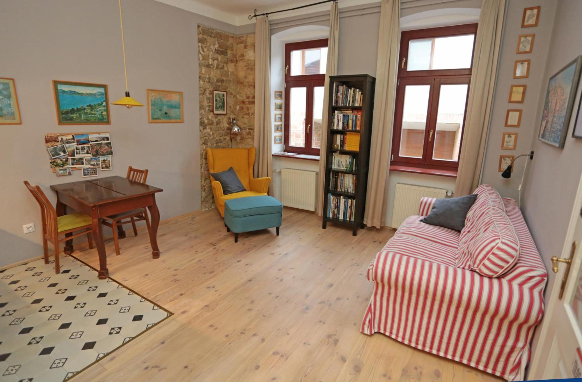 Green Tree Apartment Печ Екстер'єр фото